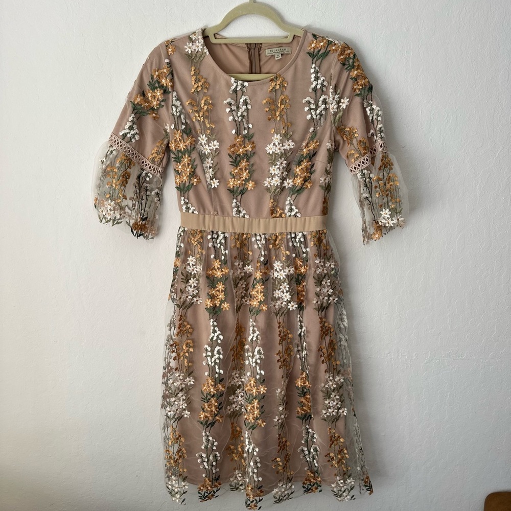 Floral embroidery dress